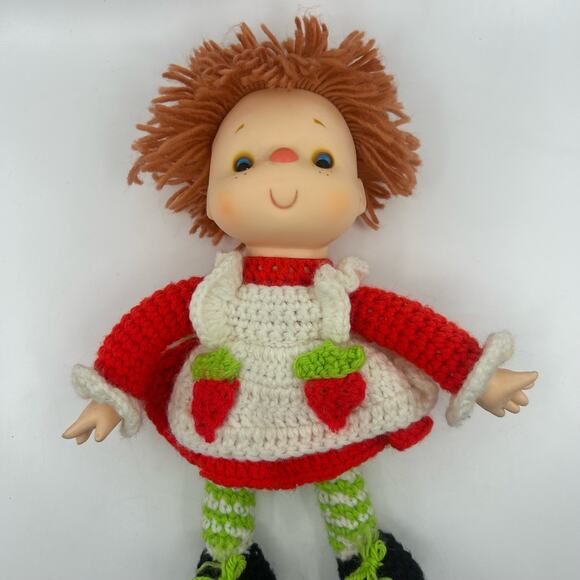VTG Strawberry Shortcake Doll Hong Kong Crochet Body/dress Plastic Head Handmade - Picture 2 of 5